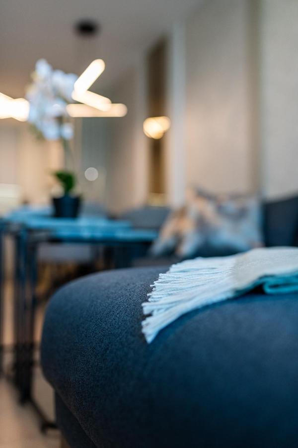 Sky Symphony Apartment Varna Bagian luar foto